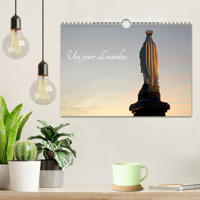 Un jour Lourdes (CALVENDO Calendrier mensuel 2026)
