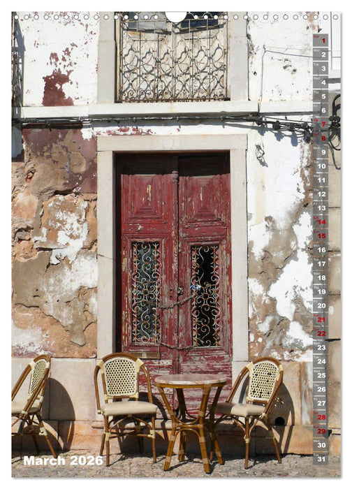 antique doors around europe (CALVENDO Monthly Calendar 2026)