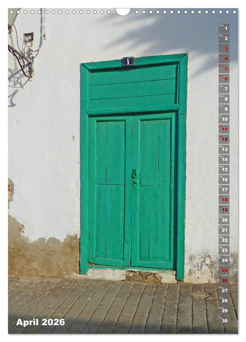 antique doors around europe (CALVENDO Monthly Calendar 2026)