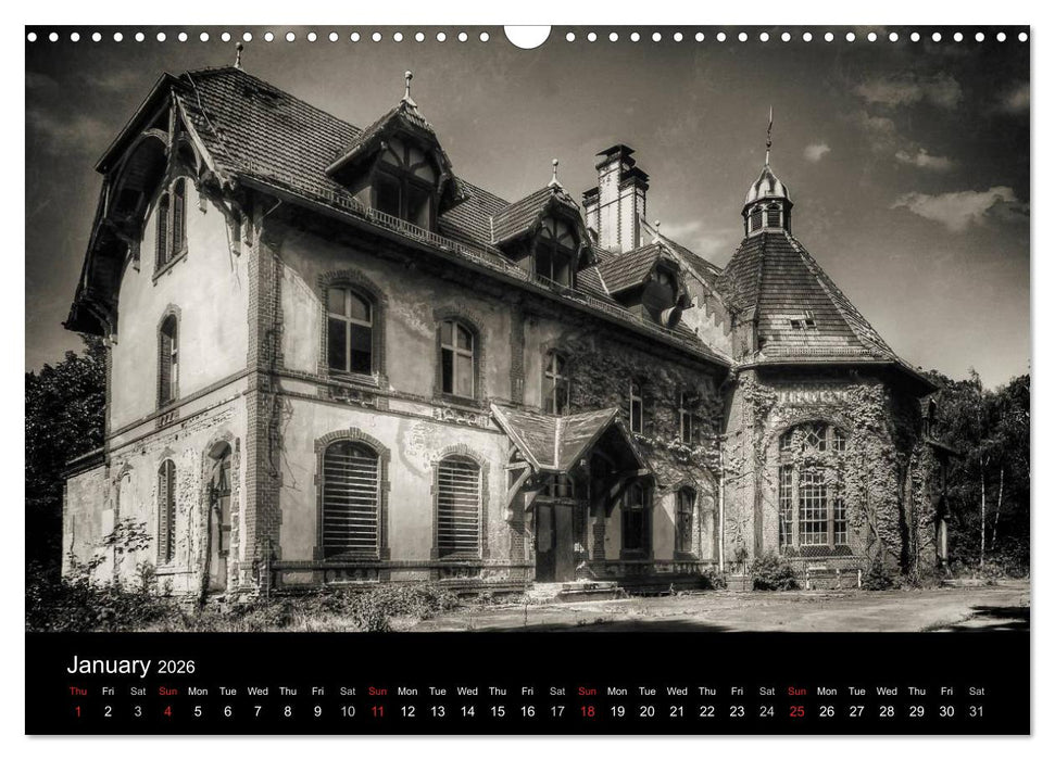 Abandoned Places Haunted Houses (CALVENDO Monthly Calendar 2026)