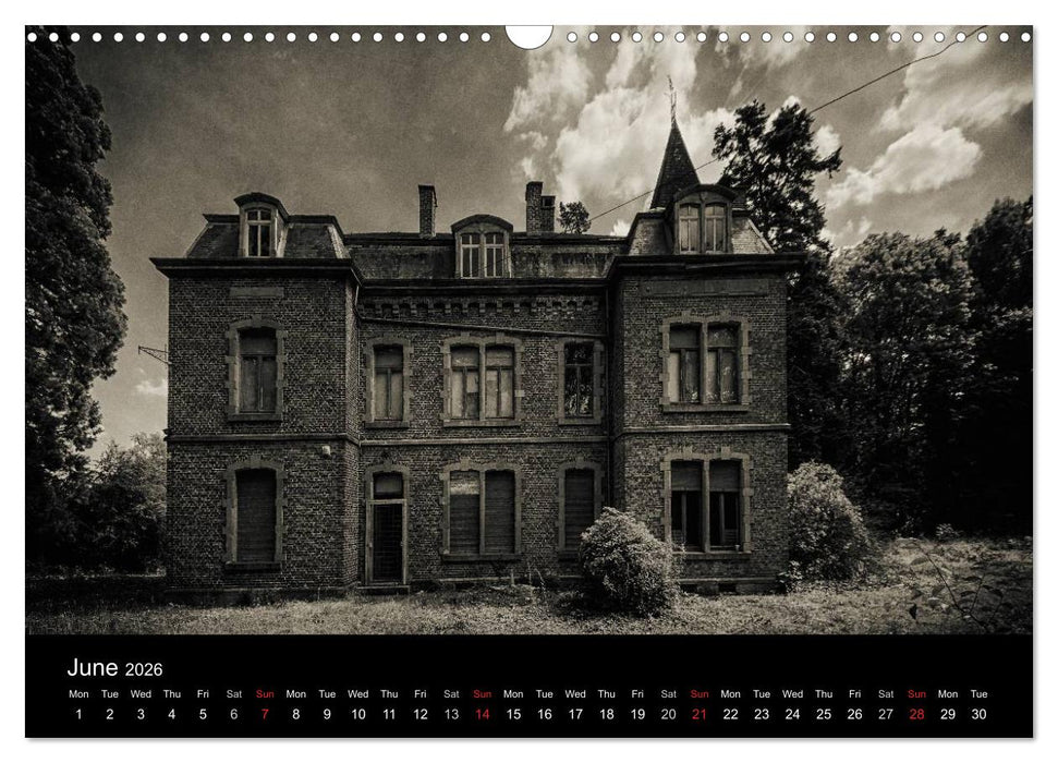 Abandoned Places Haunted Houses (CALVENDO Monthly Calendar 2026)