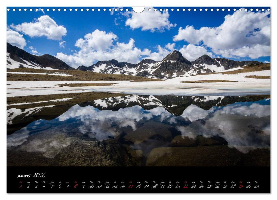 Miroirs des Pyrénées Catalanes (CALVENDO Calendrier mensuel 2026)