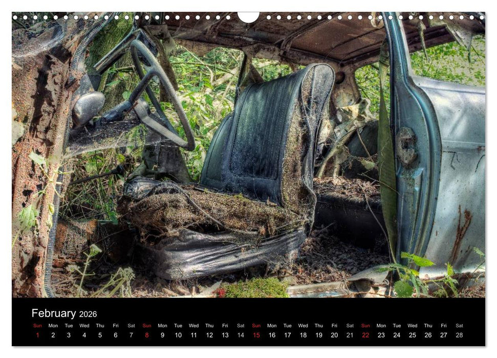 Sleeping Beauties Old Rusty Cars (CALVENDO Monthly Calendar 2026)