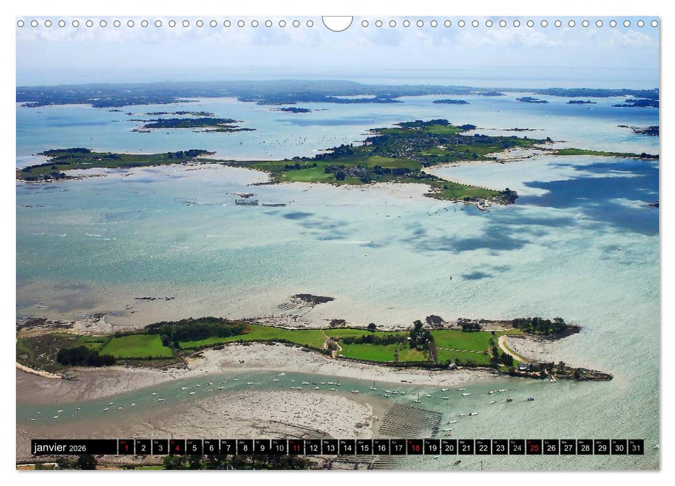Le Golfe du Morbihan vu du ciel (CALVENDO Calendrier mensuel 2026)