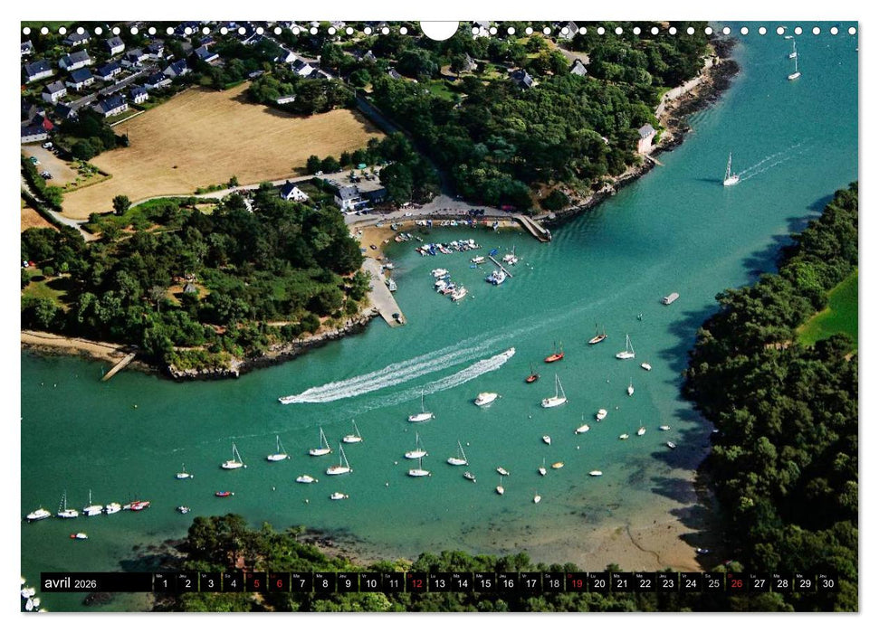 Le Golfe du Morbihan vu du ciel (CALVENDO Calendrier mensuel 2026)