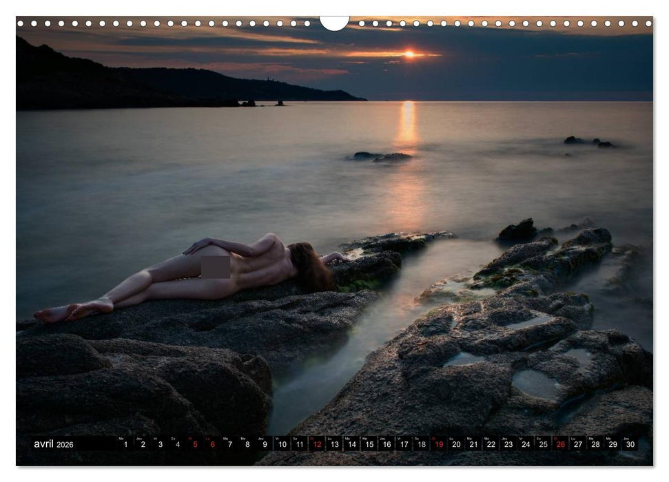 Saint-Tropez Les paysages et le nu (CALVENDO Calendrier mensuel 2026)