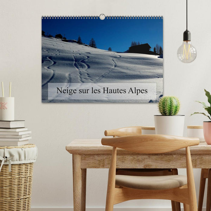 Neige sur les Hautes Alpes (CALVENDO Calendrier mensuel 2026)