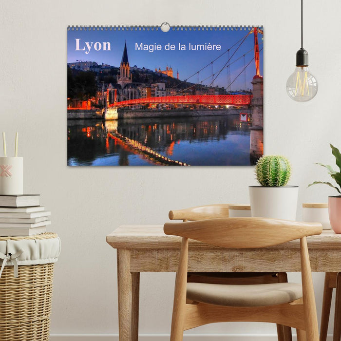 Lyon Magie de la lumière (CALVENDO Calendrier mensuel 2026)