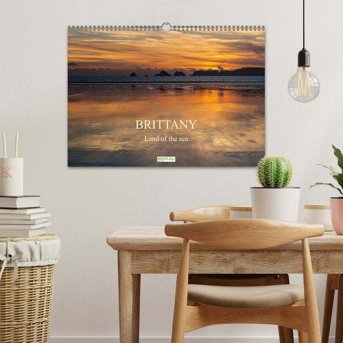 Brittany - Land of the sea - UK-Version (CALVENDO Monthly Calendar 2026)