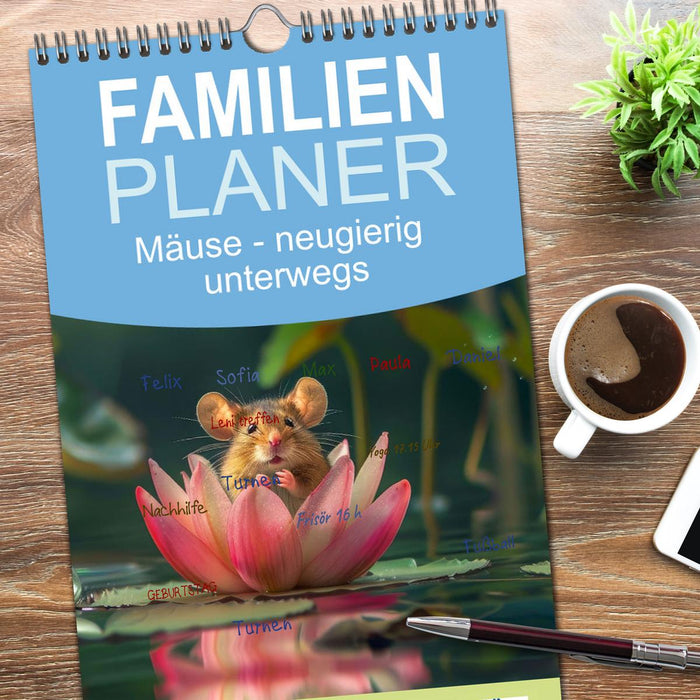 Mäuse - neugierig unterwegs (CALVENDO Familienplaner 2026)