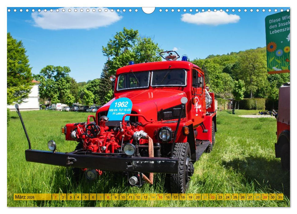 Duroplast & Diesel - DDR Fahrzeuge die keiner vergisst von Tanja Riedel (CALVENDO Wandkalender 2026)