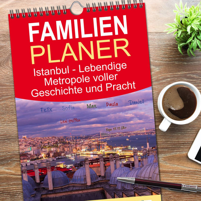 Istanbul - Lebendige Metropole voller Geschichte und Pracht (CALVENDO Familienplaner 2026)