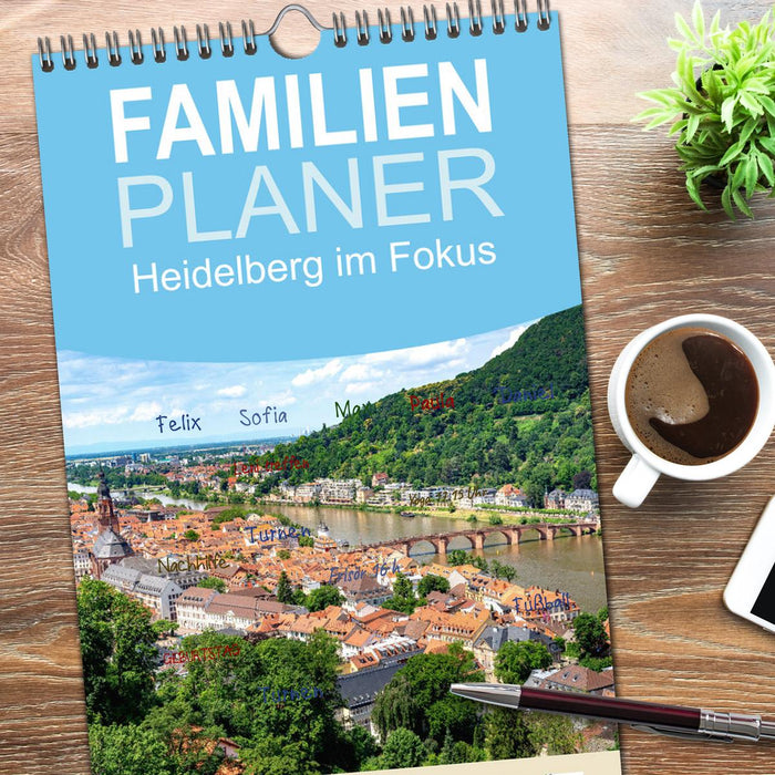 Heidelberg im Fokus (CALVENDO Familienplaner 2026)