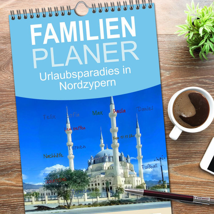 Urlaubsparadies in Nordzypern (CALVENDO Familienplaner 2026)
