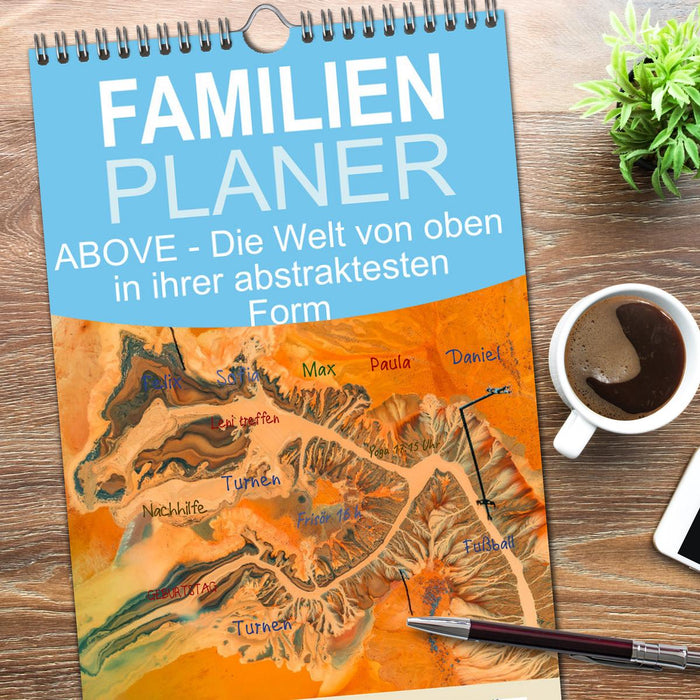 ABOVE - Die Welt von oben in ihrer abstraktesten Form (CALVENDO Familienplaner 2026)