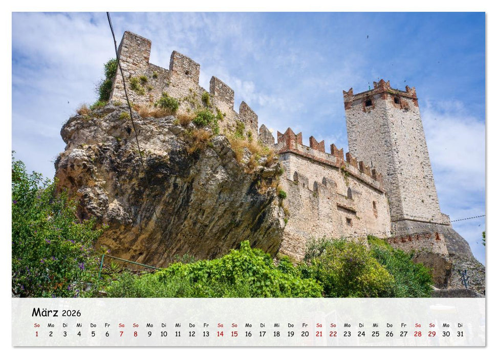 Malcesine - Am Ostufer des Gardasees (CALVENDO Wandkalender 2026)