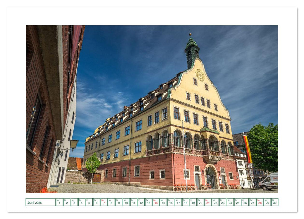 Ulm - Hübsche Großstadt an der Donau (CALVENDO Wandkalender 2026)