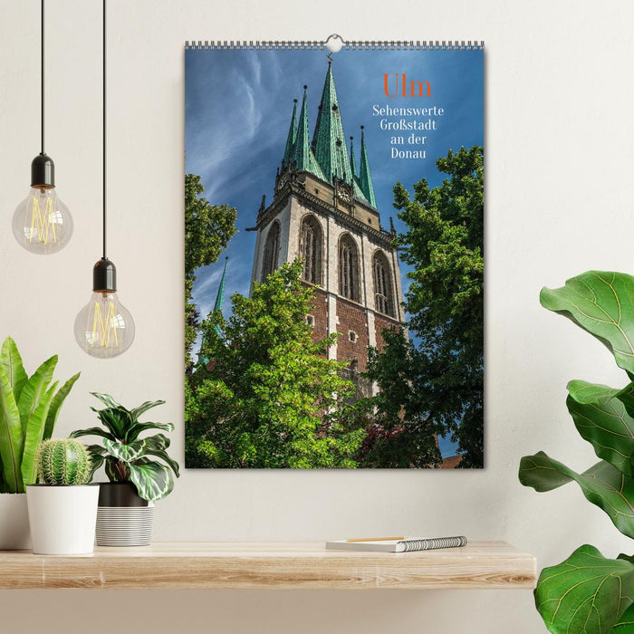 Ulm - Sehenswerte Großstadt an der Donau (CALVENDO Wandkalender 2026)