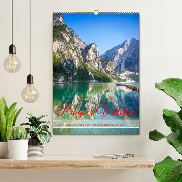 Pragser Wildsee - Der vielleicht schönste Bergsee der Dolomiten und Südtirols (CALVENDO Wandkalender 2026)