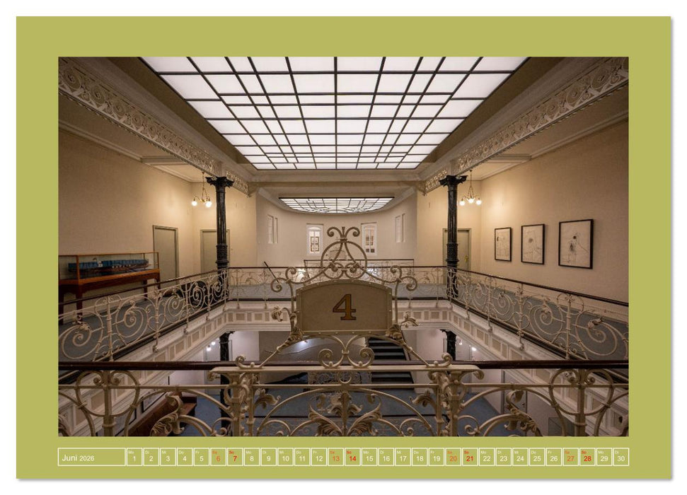 Treppenblicke – Kunstvolle Perspektiven im Alltag (CALVENDO Premium Wandkalender 2026)