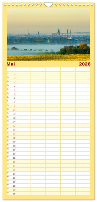 Lübeck – Im Licht der Zeit (CALVENDO Familienplaner 2026)