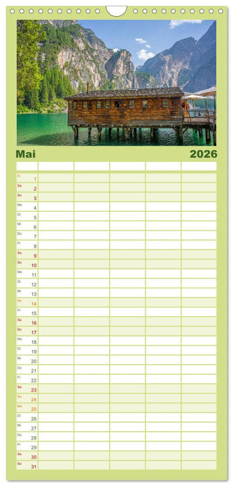 Pragser Wildsee - Traumziel in den Dolomiten (CALVENDO Familienplaner 2026)