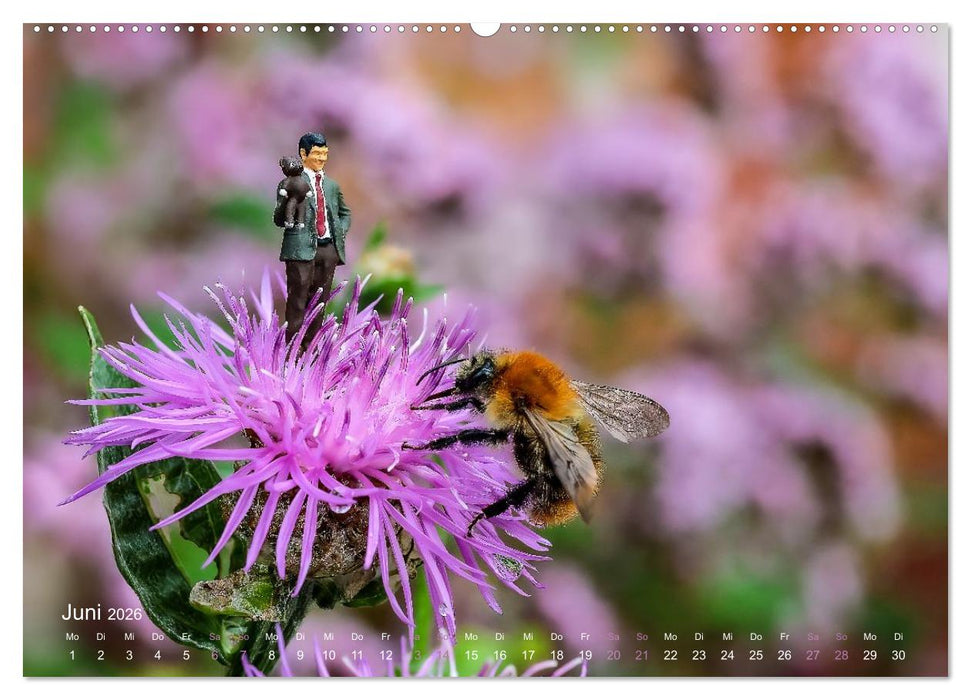 Mini trifft Maxi - Wenn Kleine groß rauskommen (CALVENDO Premium Wandkalender 2026)