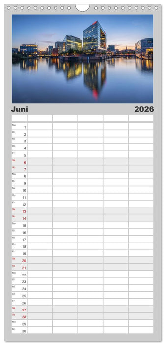 Urbane Impressionen: Hansestadt Hamburg - Tor zur Welt (CALVENDO Familienplaner 2026)