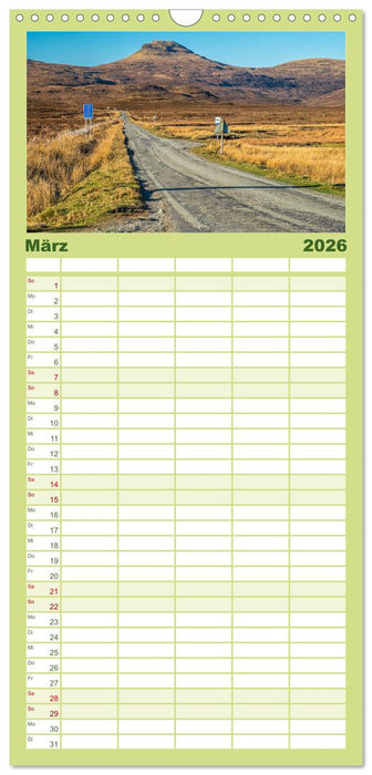 Raue Schönheit - Isle of Skye (CALVENDO Familienplaner 2026)