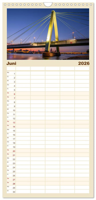 Urbane Impressionen: Domstadt Köln - Lebensgefühl am Rhein (CALVENDO Familienplaner 2026)