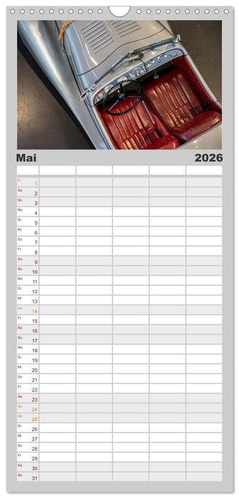Einsteigen, bitte! - Innenansichten automobiler Ikonen (CALVENDO Familienplaner 2026)