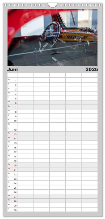 Einsteigen, bitte! - Innenansichten automobiler Ikonen (CALVENDO Familienplaner 2026)