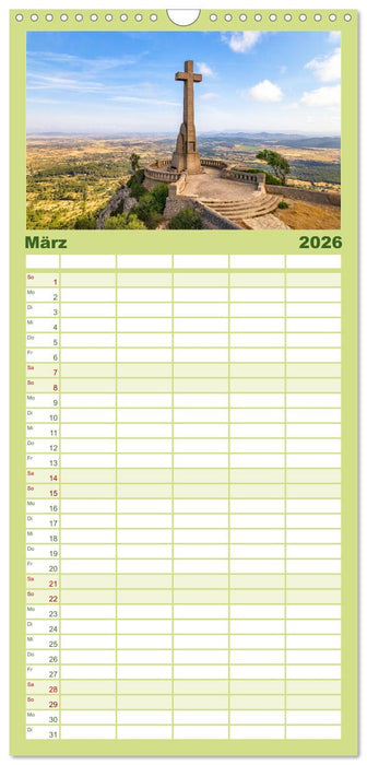 Mallorca - einzigartige Luftbildaufnahmen (CALVENDO Familienplaner 2026)