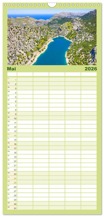 Mallorca - einzigartige Luftbildaufnahmen (CALVENDO Familienplaner 2026)