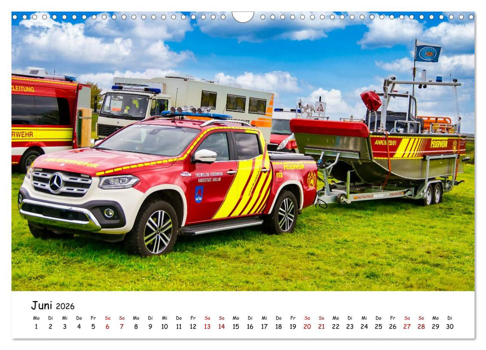 Blaulichttag, unsere Retter! (CALVENDO Wandkalender 2026)