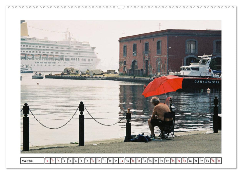 Neapel - Stadt der Gegensätze (CALVENDO Wandkalender 2026)