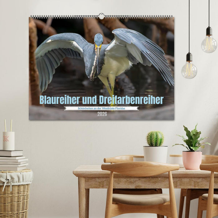 Blaureiher und Dreifarbenreiher (CALVENDO Wandkalender 2026)