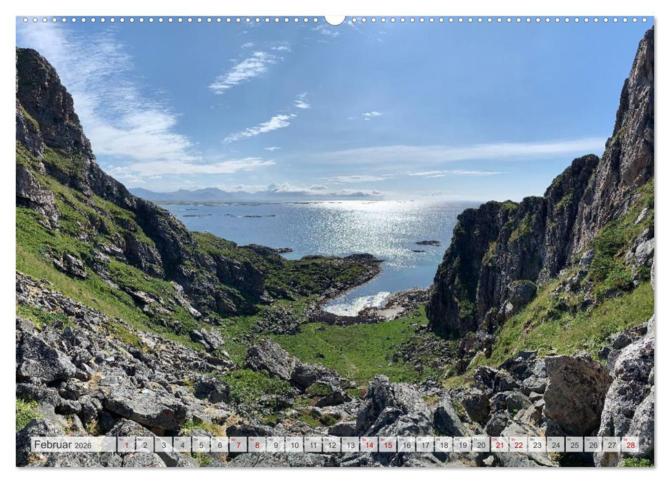 Wandern in Norwegen - Einklang von Gebirge und Meer (CALVENDO Premium Wandkalender 2026)