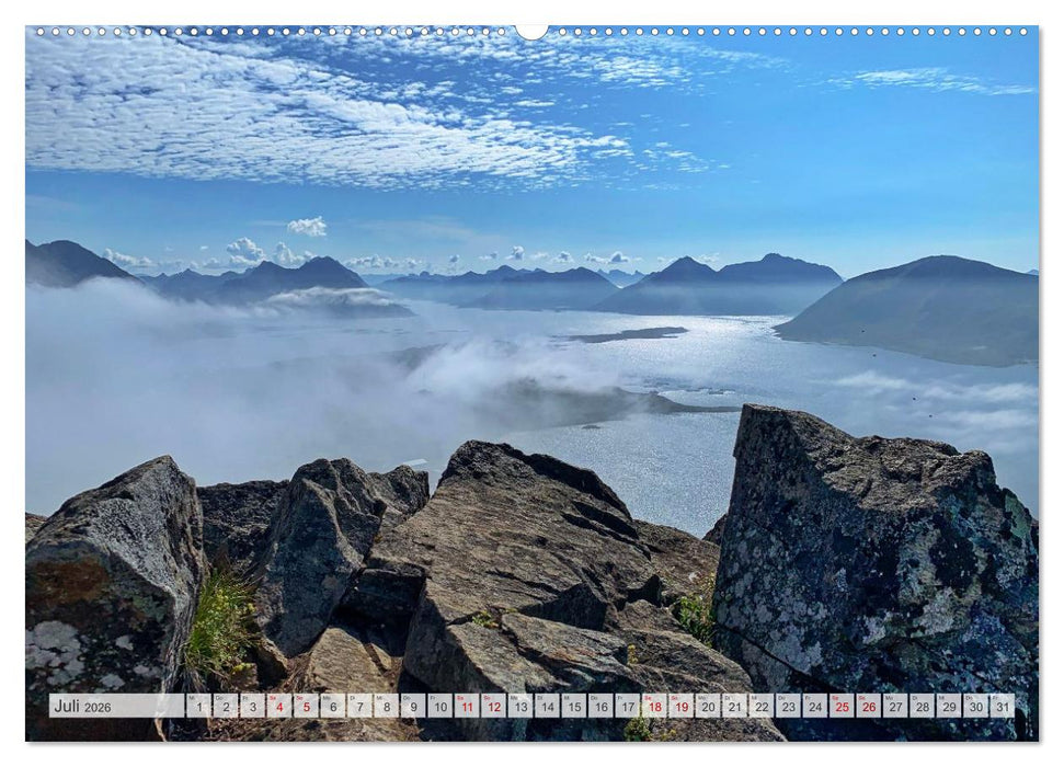 Wandern in Norwegen - Einklang von Gebirge und Meer (CALVENDO Premium Wandkalender 2026)