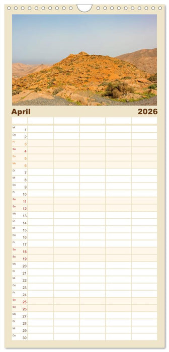 Fuerteventura – Von Stränden und Bergen (CALVENDO Familienplaner 2026)