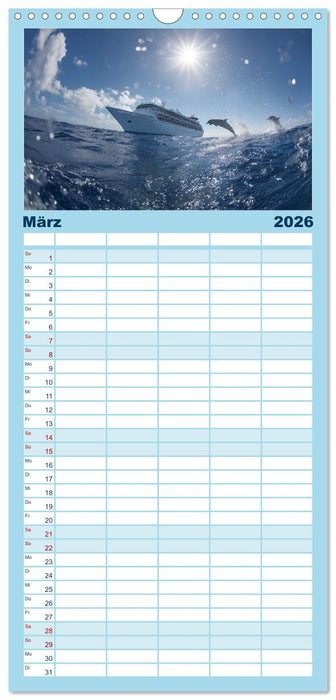 Kreuzfahrtschiffe Kalender - Kreuzfahrten und Giganten der Meere (CALVENDO Familienplaner 2026)