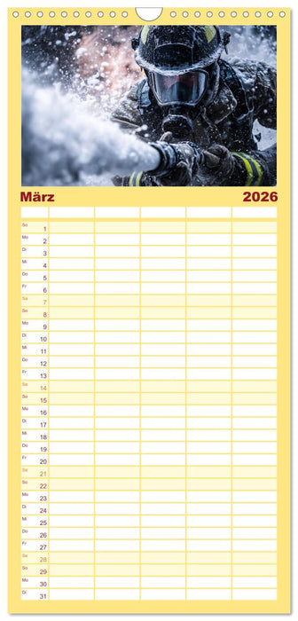Feuer und Flamme - Feuerwehrkalender (CALVENDO Familienplaner 2026)