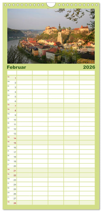 Burgen in Deutschland (CALVENDO Familienplaner 2026)