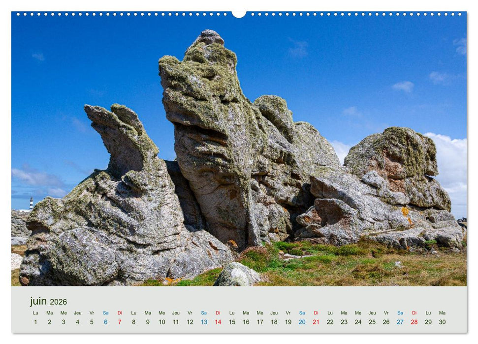 Têtes de pierre sur les côtes de Bretagne (CALVENDO Calendrier supérieur 2026)