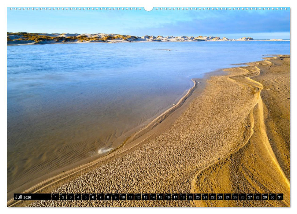 Einzigartige Strandansichten auf Amrum (CALVENDO Premium Wandkalender 2026)