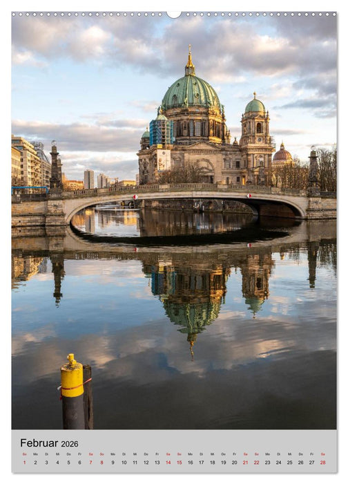 Blicke durch Berlin - Architektur und Atmosphäre (CALVENDO Premium Wandkalender 2026)