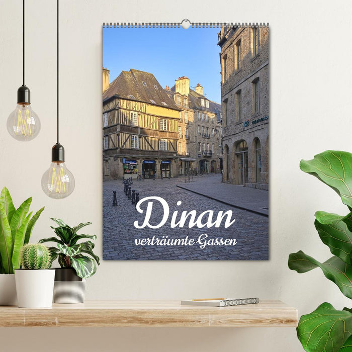 Dinan, die mittelalterliche Perle in der Bretagne (CALVENDO Wandkalender 2026)