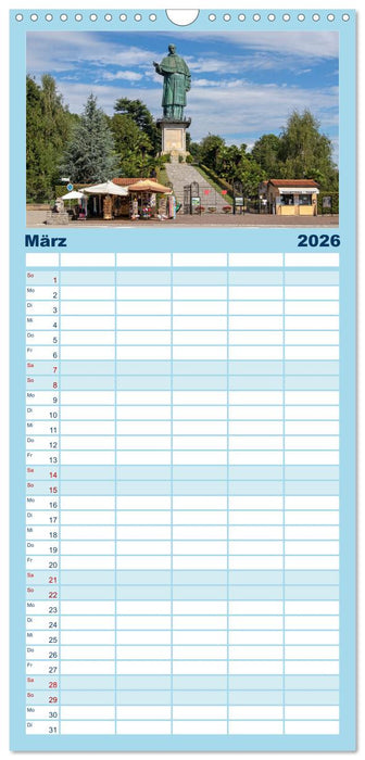 Lago Maggiore - Mediterranes Flair umgeben von Bergen (CALVENDO Familienplaner 2026)