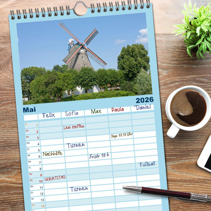 Hamburg - Perle an der Elbe (CALVENDO Familienplaner 2026)