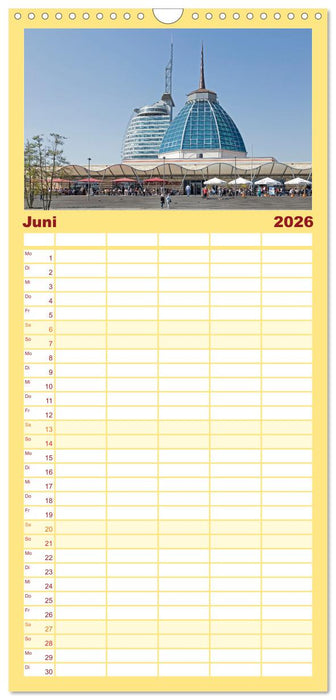 Ansichten von Bremen und Bremerhaven (CALVENDO Familienplaner 2026)